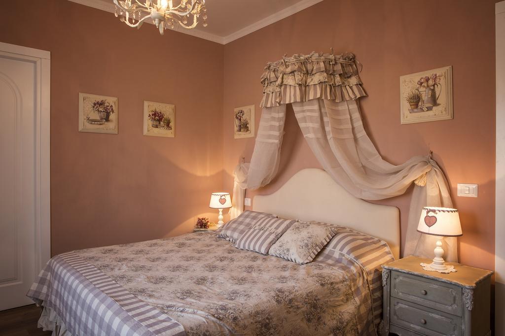 B&B Il Biancospino Аббадиа Сан Сальваторе Экстерьер фото